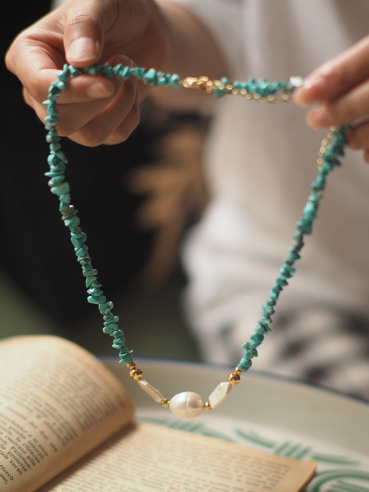 SISMEE |Turquoise Pearl Layered Necklace | Freshwater Pearl Gold Chain Necklace